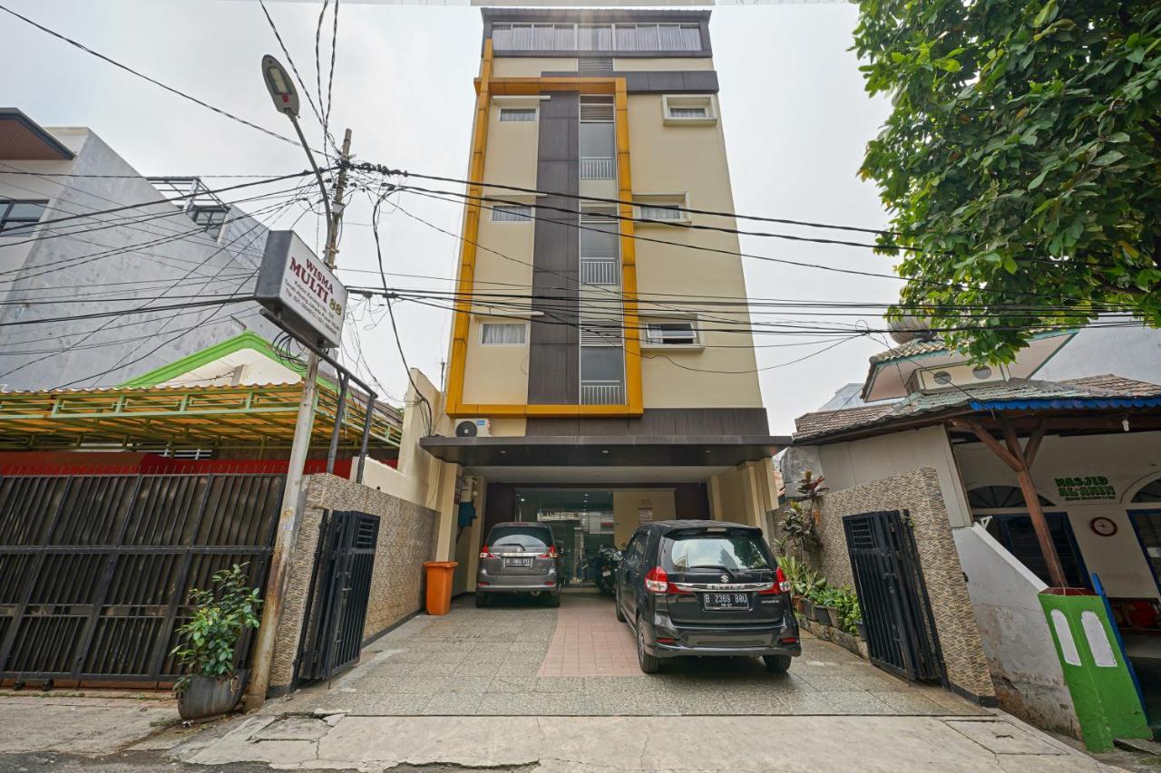 Multi 88 Syariah Hotel Jakarta Exterior photo