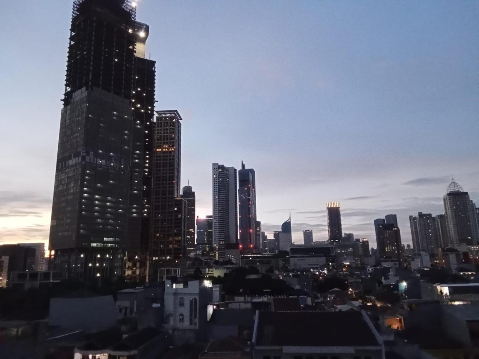 Multi 88 Syariah Hotel Jakarta Exterior photo
